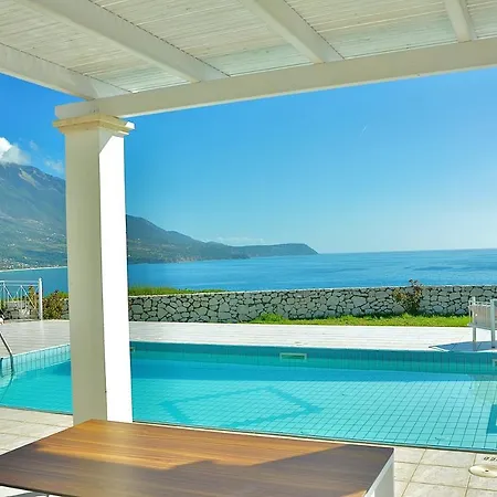 Seafront Kefaloniaprivatevillas Τραπεζάκι
